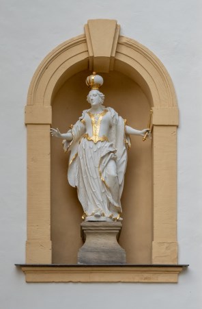 성녀 쿠네군다_photo by Reinhold Moller_on portal of the church of St Martinus in Nankendorf_Germany.jpg